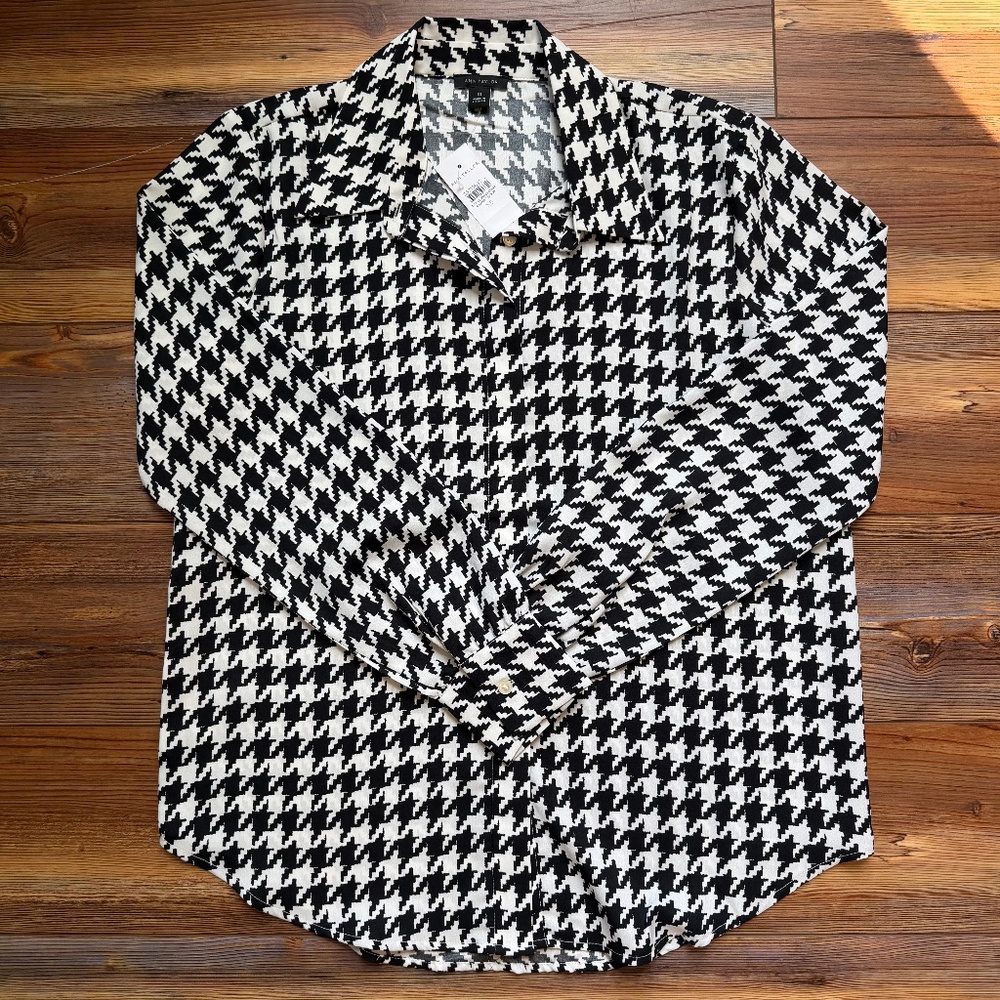Ann Taylor Long Sleeve Houndstooth Button Down Blouse
